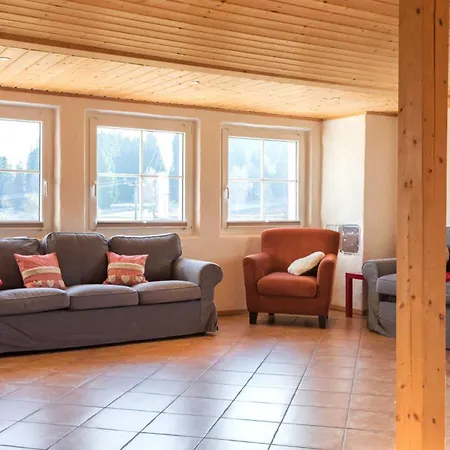 Seewald: Grosse Sauna, Garten | 5 Min. | 20 Personen Casa de Férias