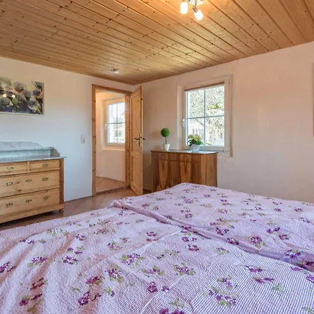 Dom wakacyjny Seewald: Grosse Sauna, Garten | 5 Min. | 20 Personen *