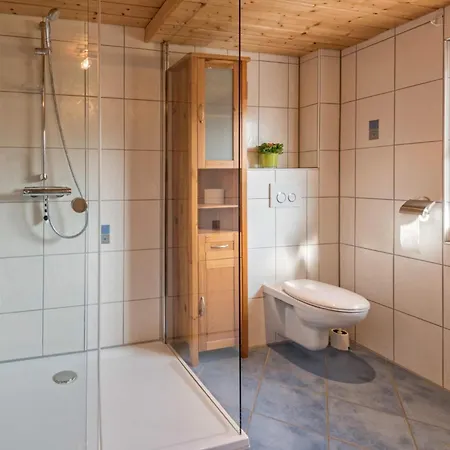 Seewald: Grosse Sauna, Garten | 5 Min. | 20 Personen Casa de Férias *