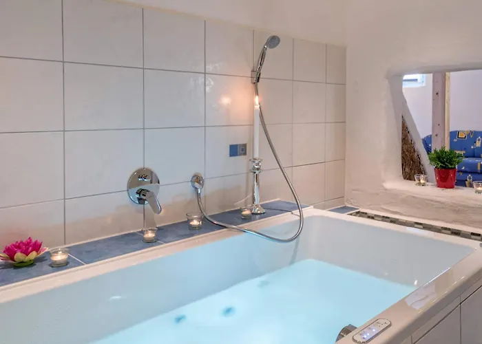 Seewald: Grosse Sauna, Garten | 5 Min. | 20 Personen Seewald